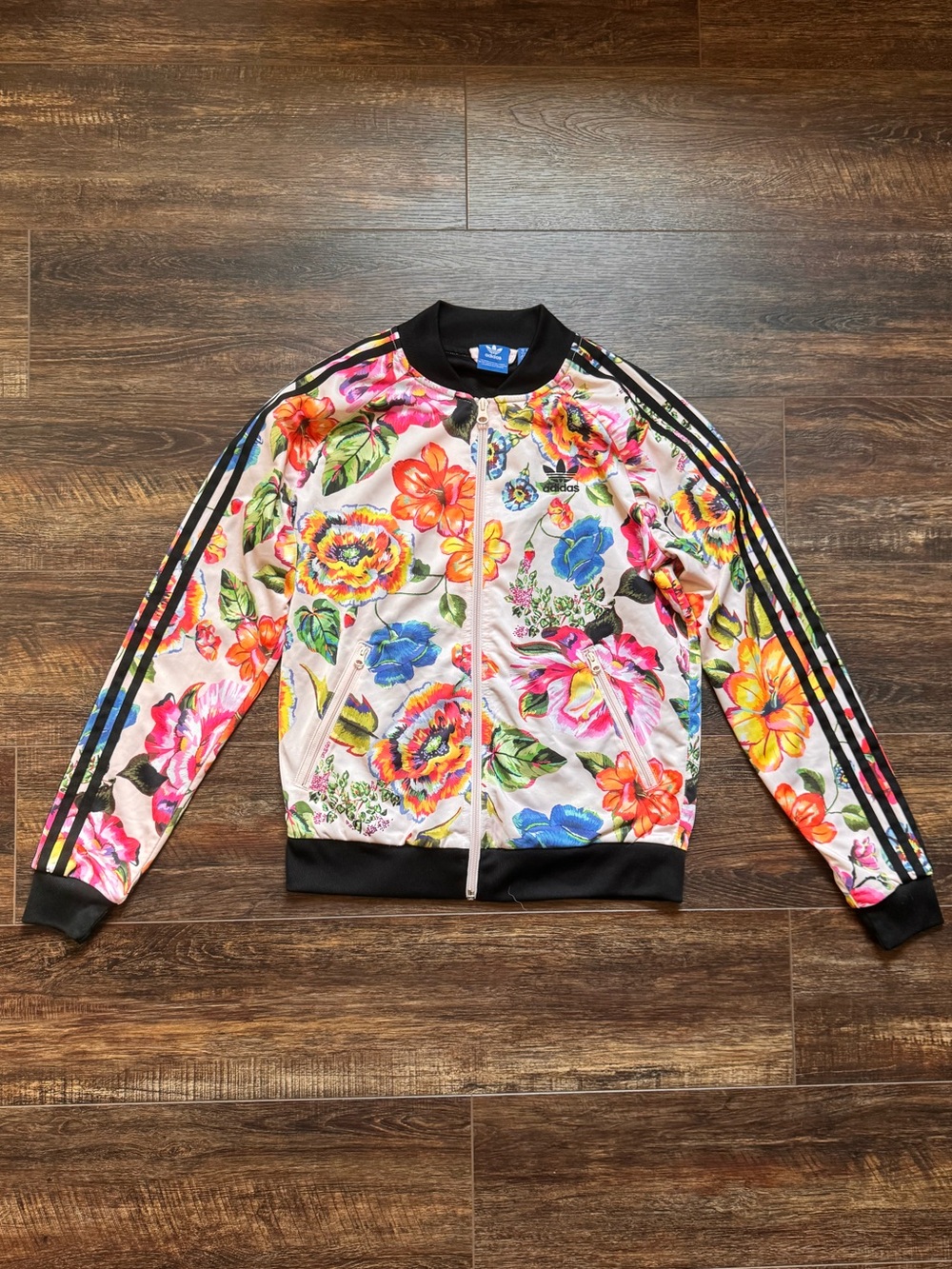 Adidas Originals x FARM Rio Chita Oriental Floral SST Track Jacket BJ8417 Small